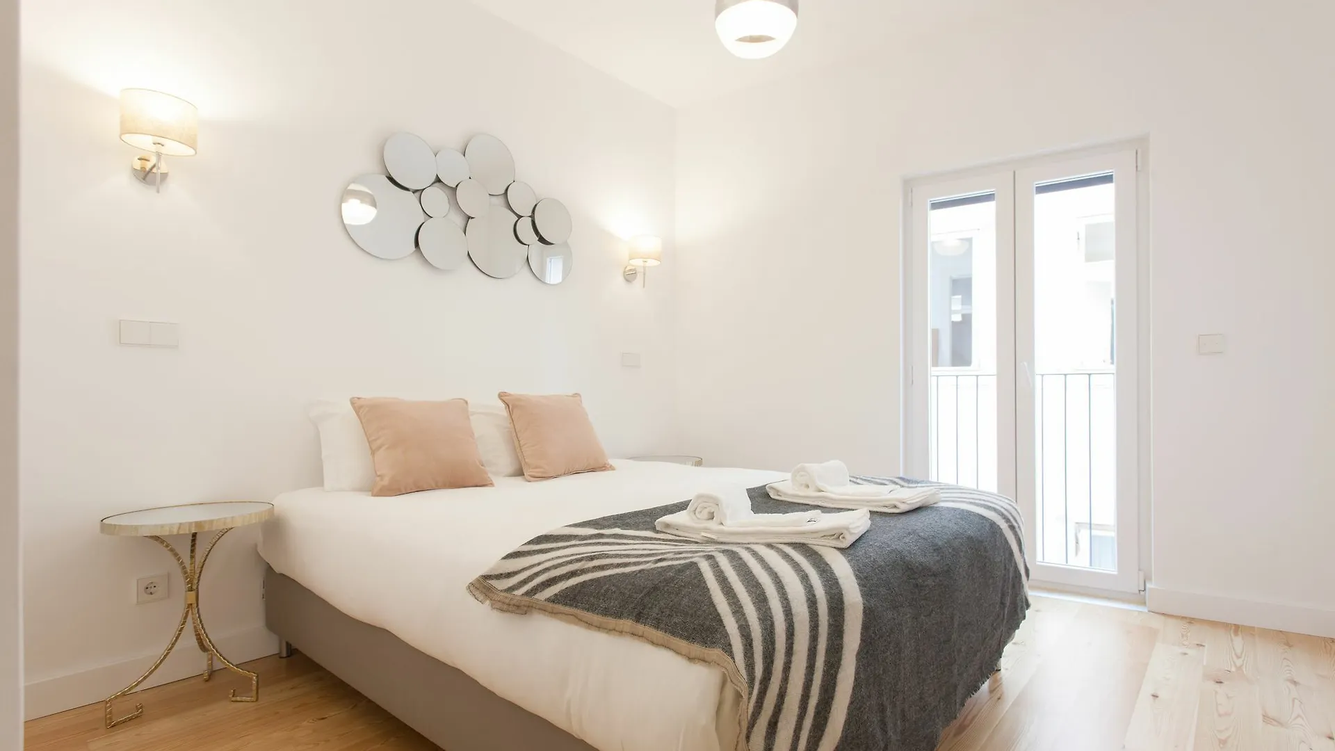 Apartment Mouraria Blue By Lu Holidays Lisbon