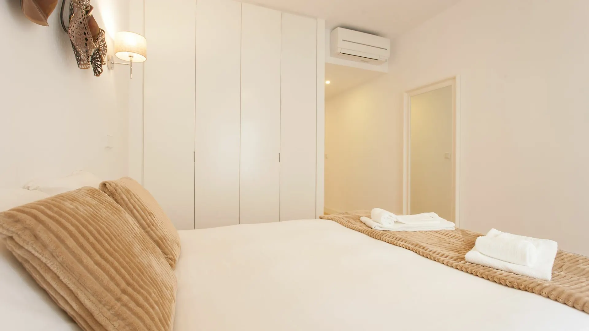 Mouraria Blue By Lu Holidays Lisbon 0*,